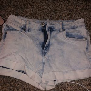 Light wash high waisted shorts